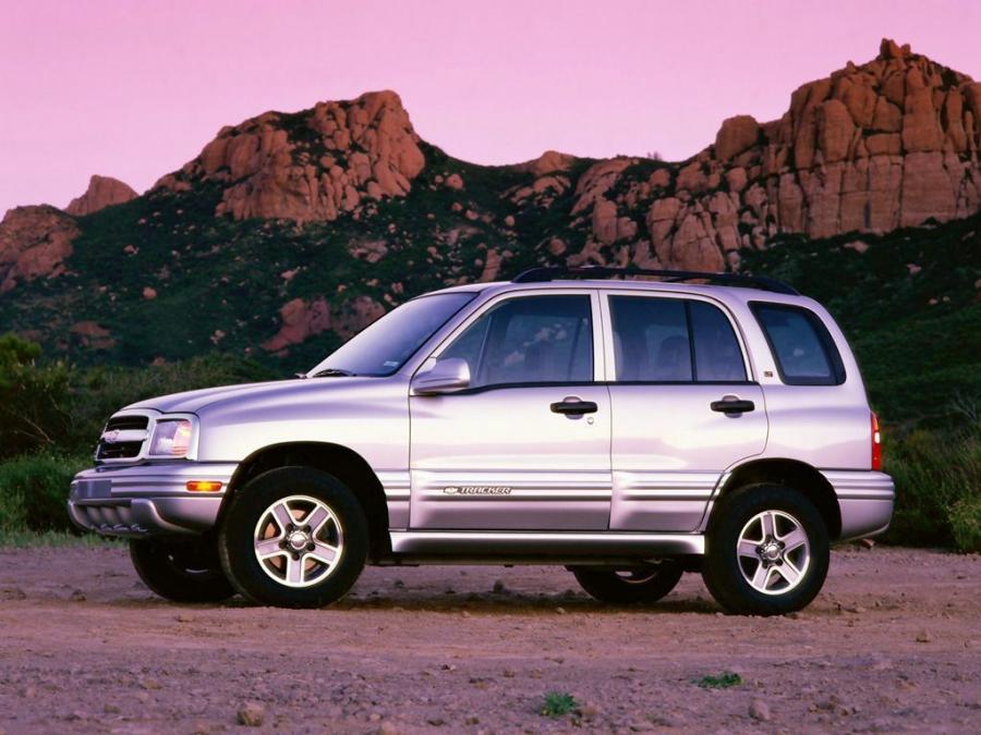  Chevrolet Tracker 1999 года  (фото 11 из 22)